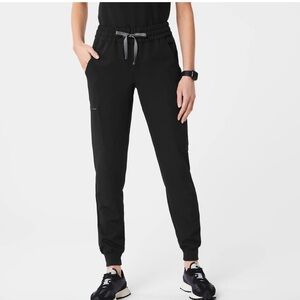 Figs Women’s Black Uman Relaxed - Tall Jogger Scrub Pants - XS